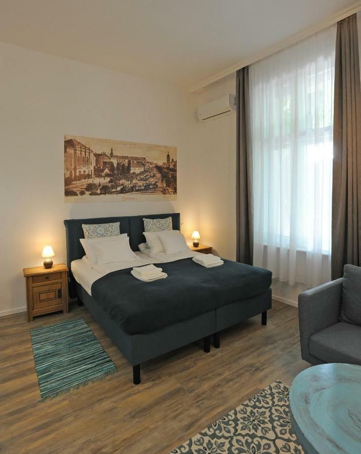 M37 Apartman Debrecen Exterior photo