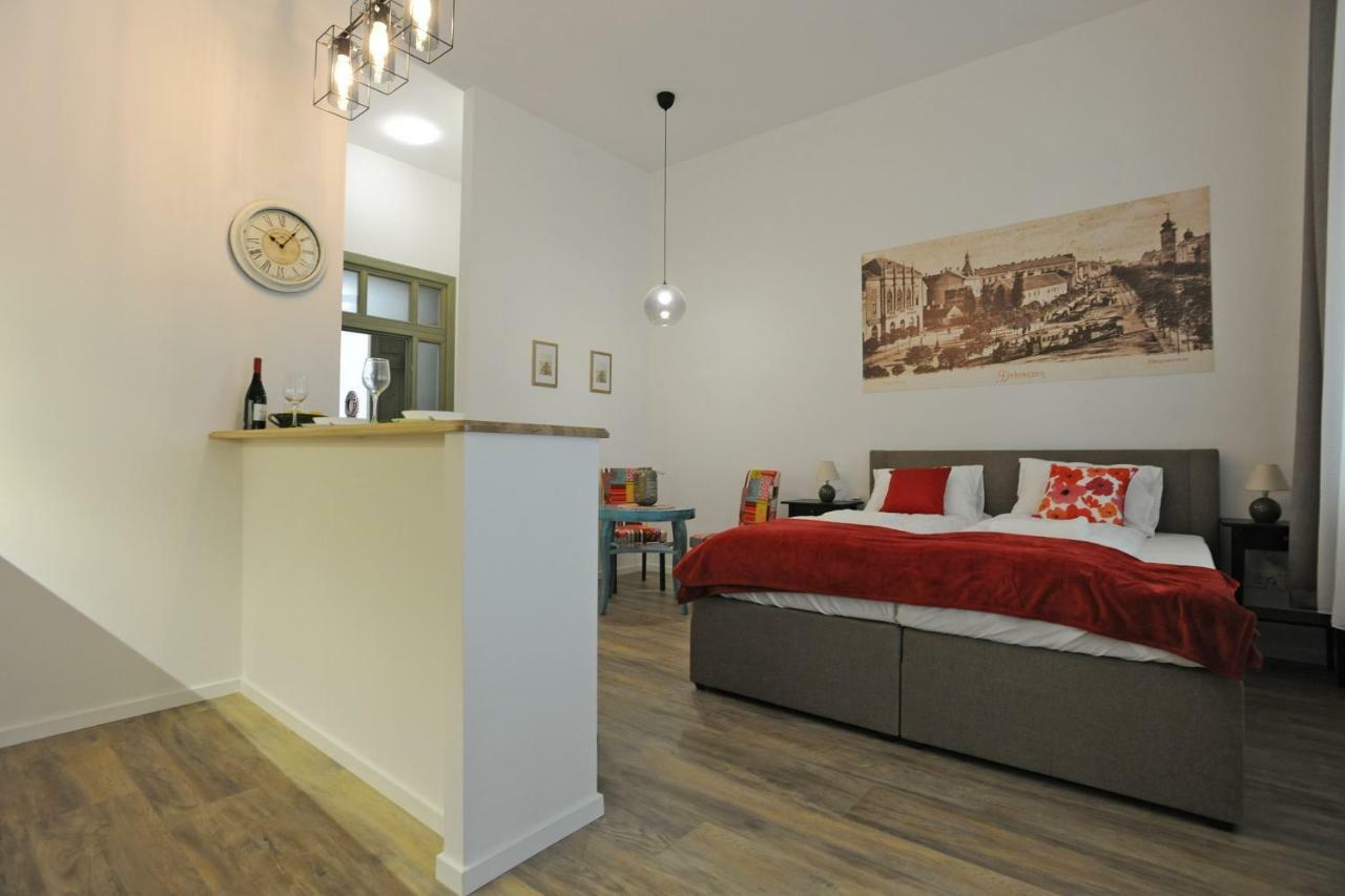M37 Apartman Debrecen Exterior photo